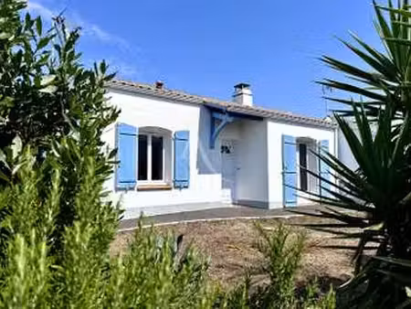 vente maison à saint-gilles-croix-de-vie (85800) : à vendre / 74m² saint-gilles-croix-de-v