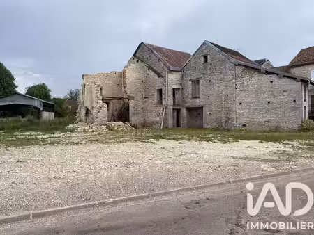 terrain à gomméville (21400)