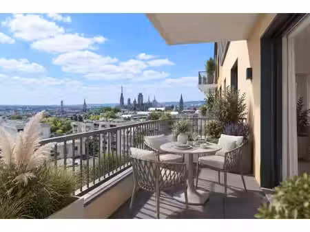 t2 lumineux avec balcon sud – hyper-centre rouen (rive droite)