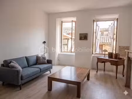 grand t1 de 30 m2 en centre ville de villefranche de rouergue