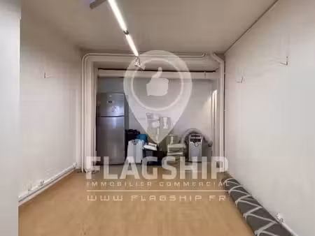 vente commerce paris 75018 45m²