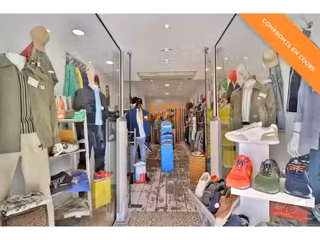 magasin prêt à porter - equipement à la personne - sur le port