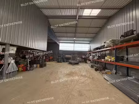 location entrepôt plouedern 29800 300m²