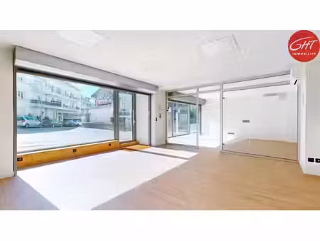 local commercial à louer