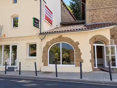local commercial en centre ville de peyrins
