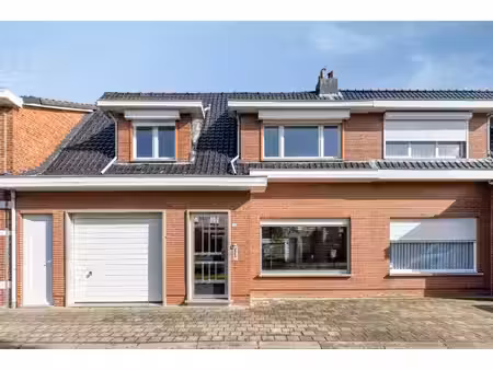 fijne gezinswoning met 3 slaapkamers te koop!
