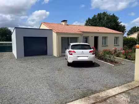 location maison les brouzils  90m² 4 pièces 950€ avec garage