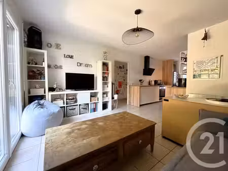 appartement t3 à vendre - 3 pièces - 57 97 m2 - st quentin de baron - 33 - aquitaine