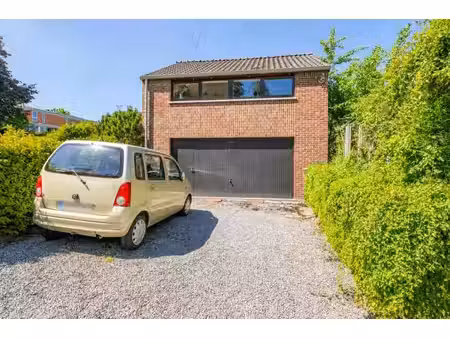 construction sur 3 niveaux (garage + stockage)
