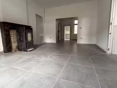 maison 4 chambres entièrement rénovée à louer