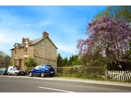 normandie  manche  ducey-les-chéris  maison individuelle 2 chambres  à deux pas du centre-