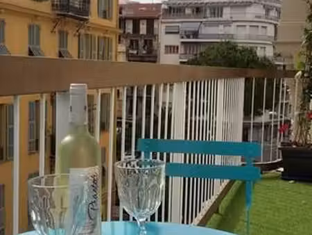 location studio-terrasse - libération -clim