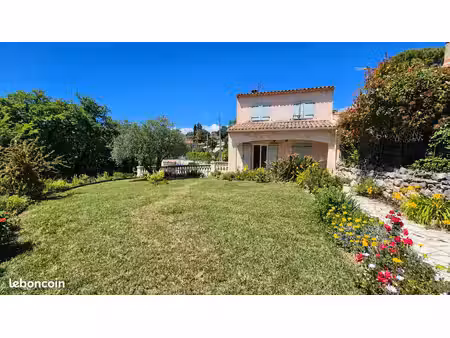 villa cagnes sur mer vue colline dominante