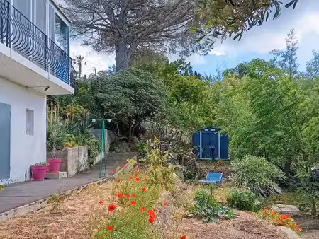 maison individuelle avec grand jardin