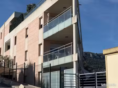 studio + parking vence