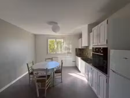 location maison à la chevrolière (44118) : à louer / 69m² la chevrolière
