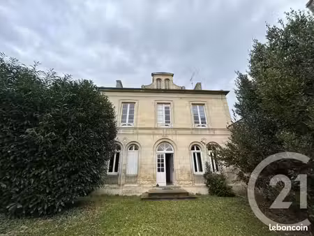 maison 13 pièces 336 m²