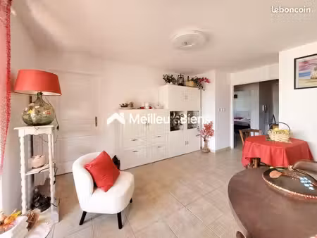 appartement 3 pièces 49 m²