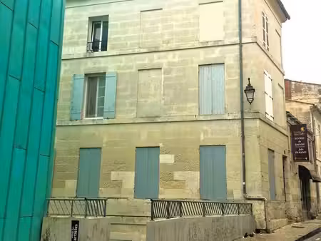 saintes hyper centre – immeuble de rapport – entièrement loué