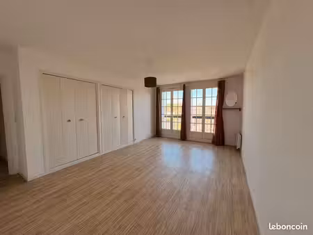 appartement 3 pièces 70 m²
