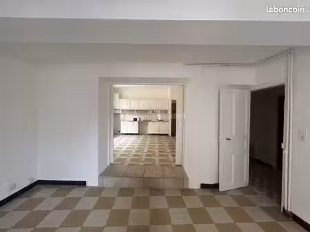 appartement 2 pièces 84 m²