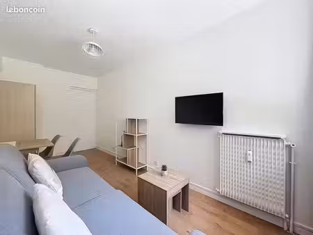 studio 1 pièce 18 m²