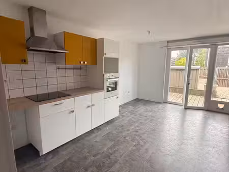 maison t3 de 56m2  jardin  parking  790 charges comprises