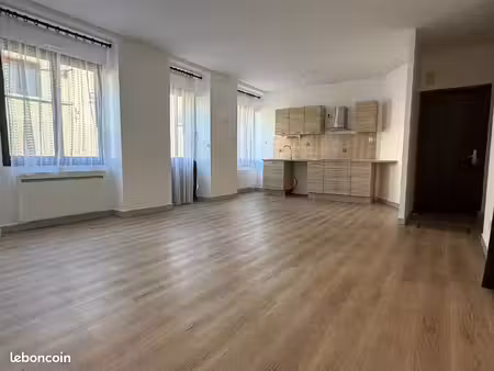 maison 2 pièces 53 m²