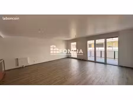 appartement 3 pièces 74 m²