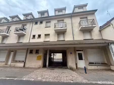 appartement 2 pièces 35 m² avec place de parking. centre-ville de dammarie-les-lys