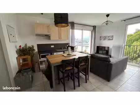 beau t2 meublé 33 m² avec 2 grandes terrasses (28 m²) + parking - la chapelle sur erdre