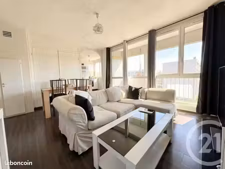 appartement 4 pièces 64 m²