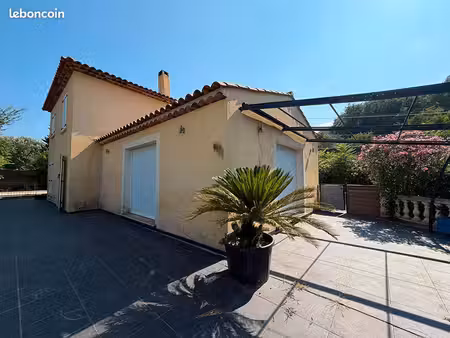 maison 6 pièces 128 m²