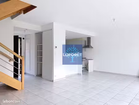 maison 4 pièces 85 m²
