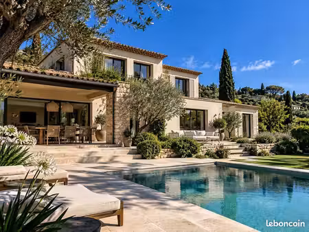 villa provençale d'exception avec piscine entièrement rénovée