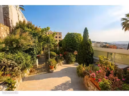 villa 2 pièces 91 m²