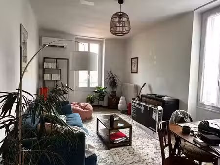 3 pièces non meublé rue bonaparte