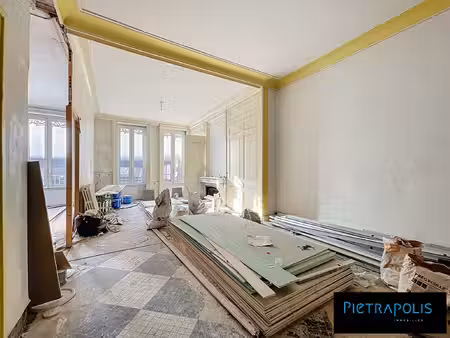 plateau 81m2 t3 à créer