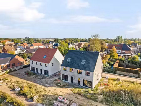 maison neuve économe en énergie au centre de harelbeke
