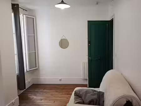 charmant studio meublé de 16 m2 paris 18