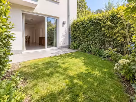 appartement avec terrasse  jardin et parking