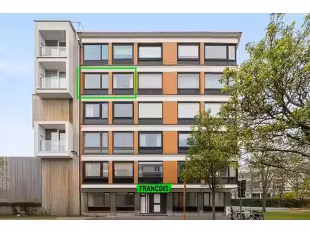 appartement lumineux avec vue dégagée  emplacement de choix…