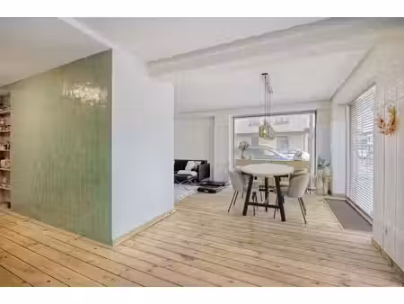 entreprise actuellement meublée en appartement à vendre !