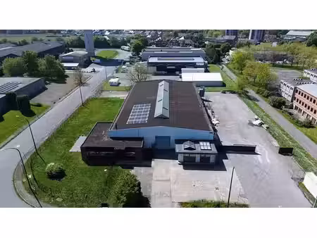 fleurus entrepôt de 1.388m² à louer