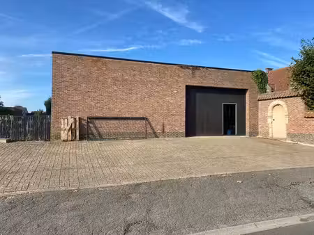 entrepôt / espace de stockage de 200 m² à louer à merchtem