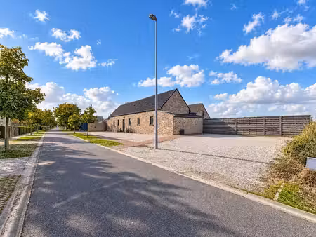 maison avec grand jardin  prairies  atelier et écuries à vendre à knokke-heist
