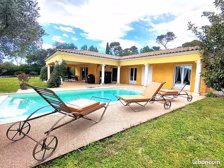 villa 4 pièces 119 m²
