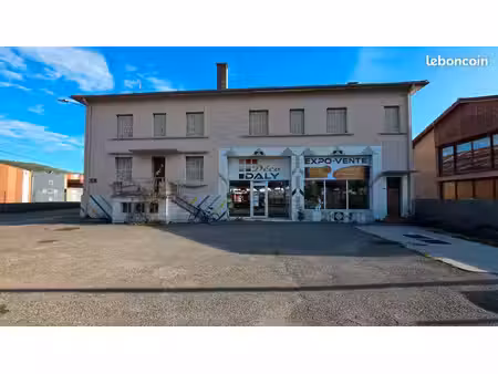 immeuble 10 pièces 952 m²