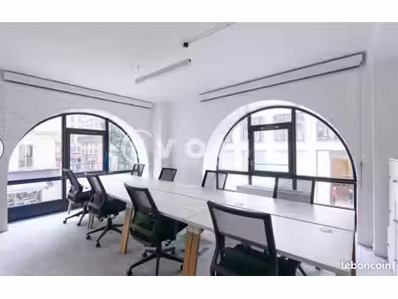 bureau 140 m²