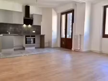 location appartement 3 pièces 68 m² à annemasse (74100)  1 400 €